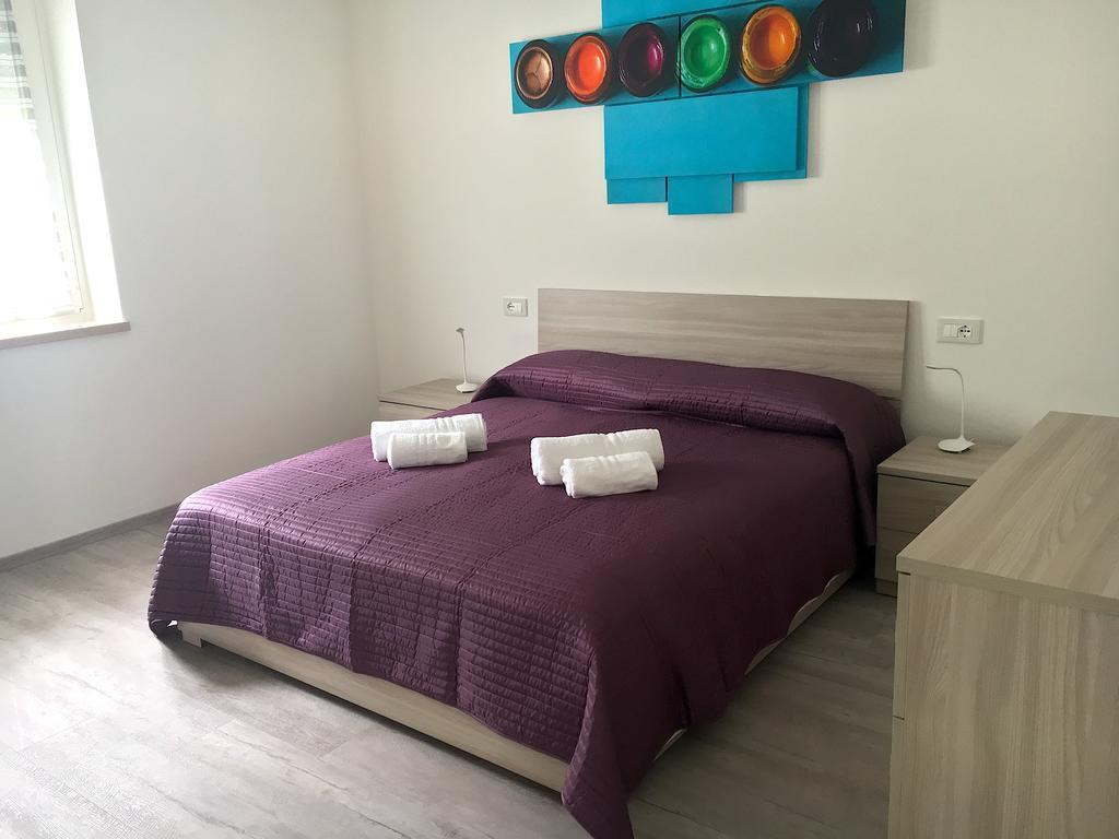 Cosy Torri Apartments Torri Del Benaco Luaran gambar