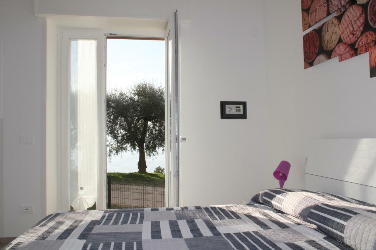 Cosy Torri Apartments Torri Del Benaco Luaran gambar